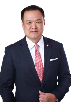 อนุทิน ชาญวีรกูล