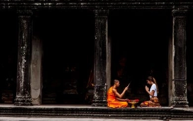 วิกฤตศรัทธา! มรสุมวงการสงฆ์ ฉุดท่องเที่ยวเชิงจิตวิญญาณ 15,000 ล้านสั่นคลอน